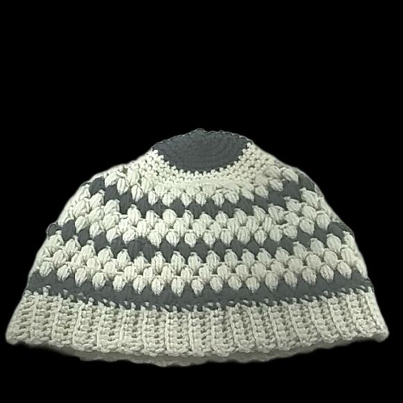 Hat Winter Handmade Gray and Cream - Picture 1 of 5